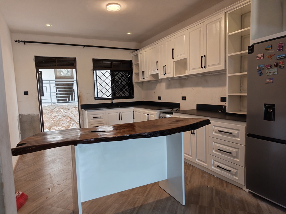 Custom Construction Works