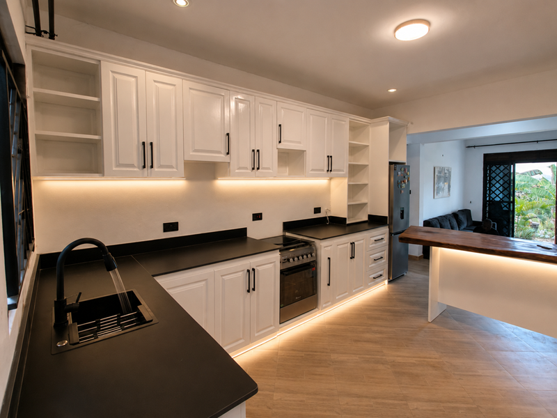 Custom Construction Works